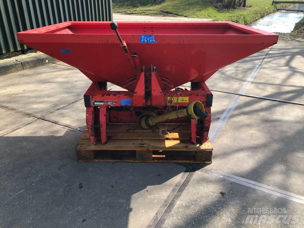 Kuhn MDS 701 Разбрасыватели минеральных удобрений