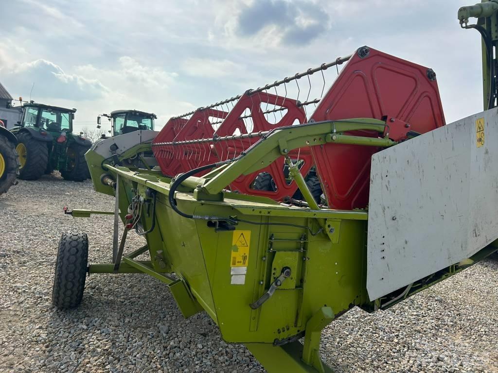 CLAAS Medion 310 Зерноуборочные комбайны