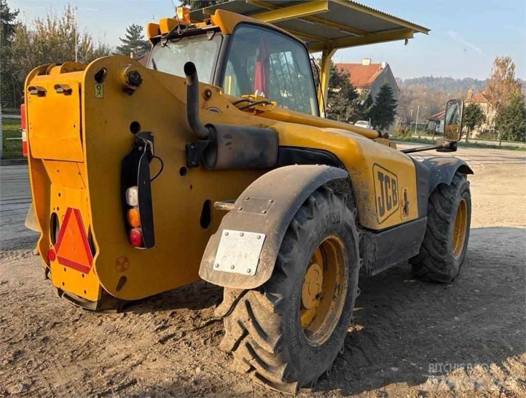 JCB 535-95 AGRI Сельскохозяйственные телескопические погрузчики