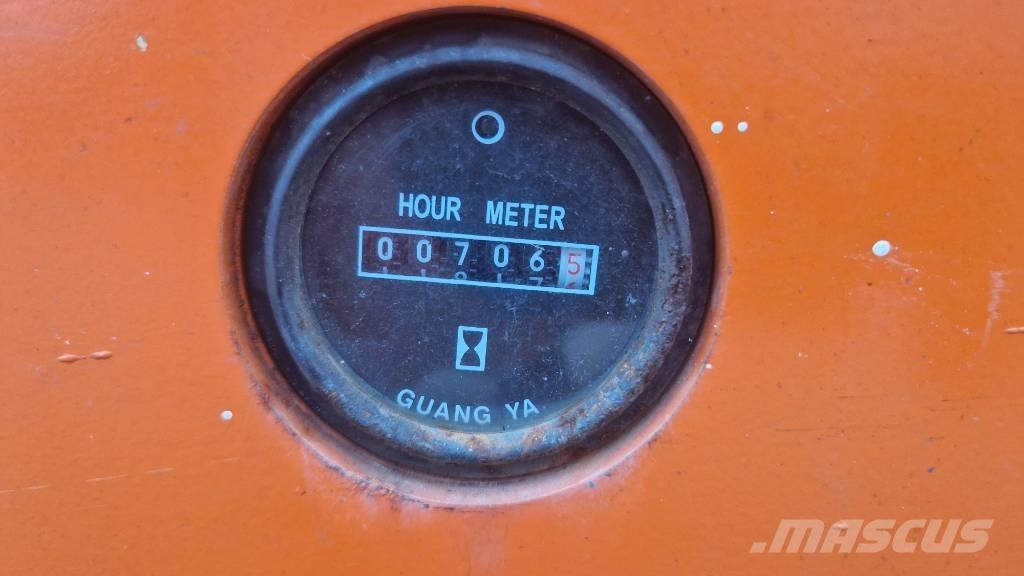 Dingli JCPT 1412 DC Ножничные подъемники