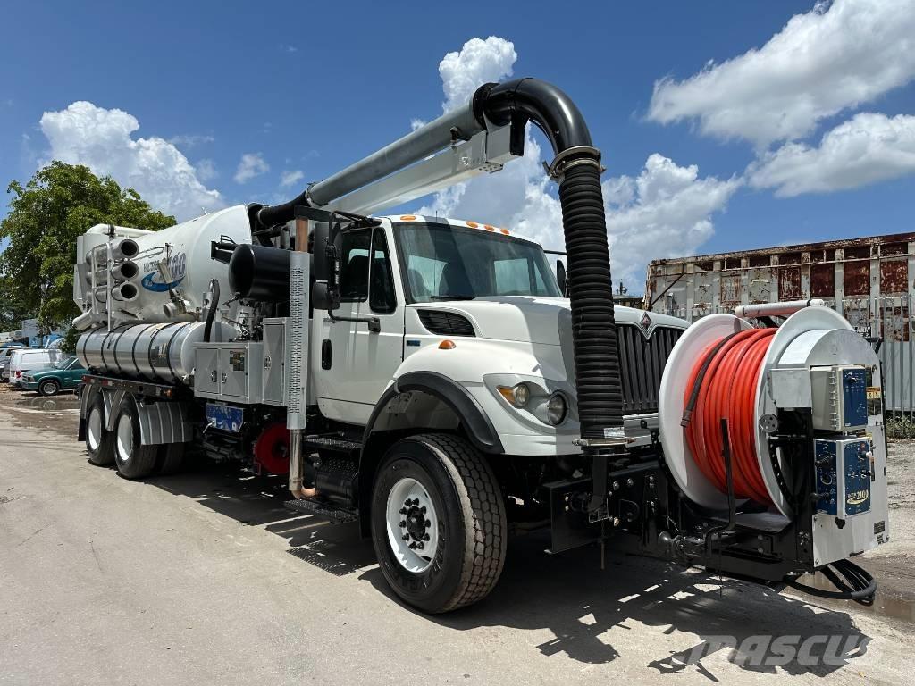 International 7500 Ассенизаторские машины