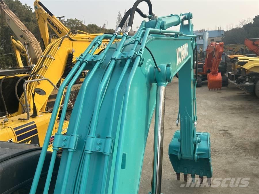 Kobelco SK 140 Гусеничные экскаваторы