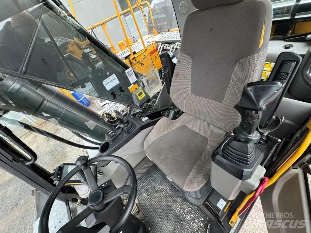 Volvo EW 160 Колёсные экскаваторы