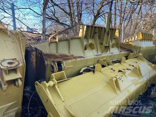 CAT D 8   U-blade Бульдозерные отвалы