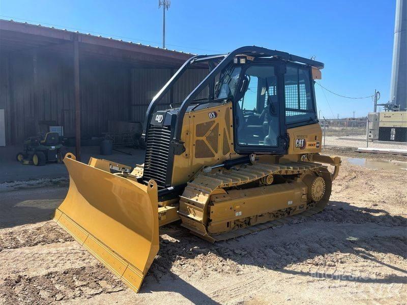 CAT D 3 Гусеничные бульдозеры