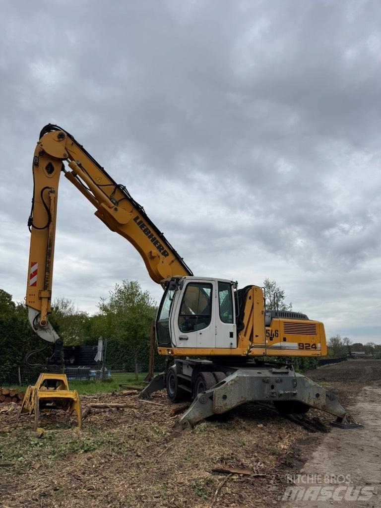 Liebherr 924 Комплектующие для погрузочных и сельхозмашин