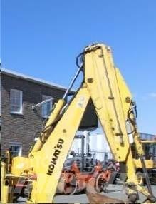 Komatsu WB97 Lanças Ходовая часть и подвеска