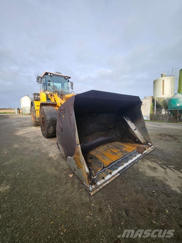 Hyundai HL960 Фронтальные погрузчики