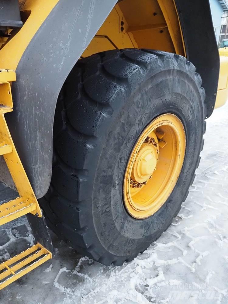 Volvo L 90 F Фронтальные погрузчики