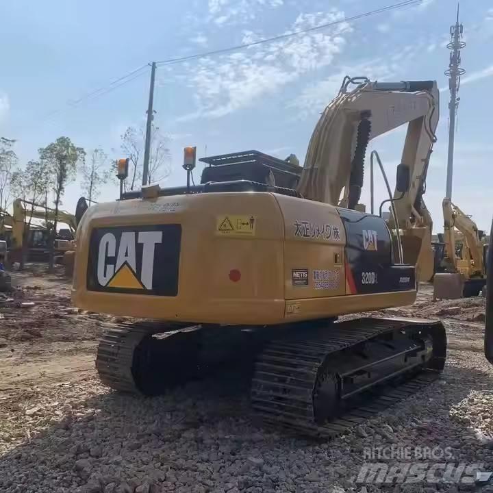 CAT CAT320D Гусеничные экскаваторы