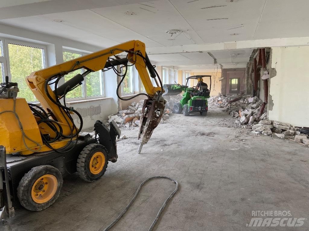 Brokk 250 Экскаваторы для разрушения