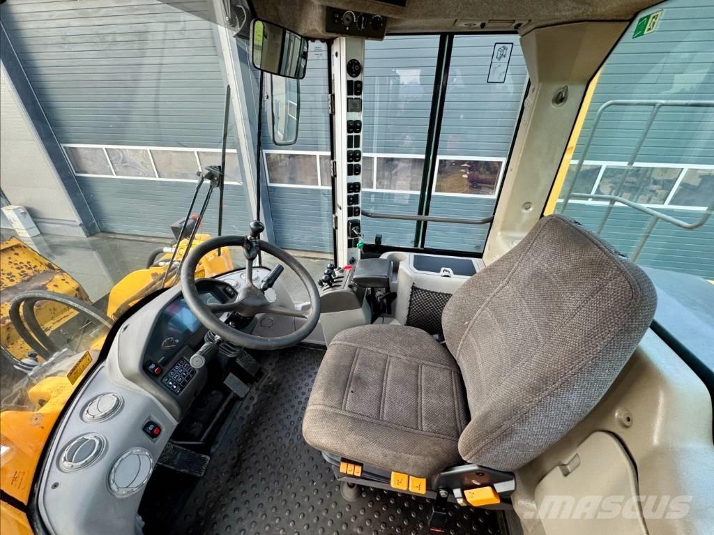 Volvo L 150 F Фронтальные погрузчики