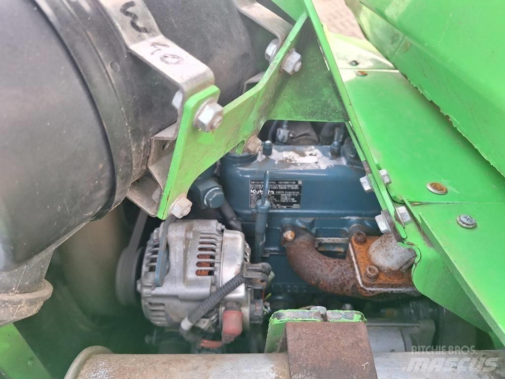 Avant 528TS Многофункциональные сельскохозяйственные погрузчики