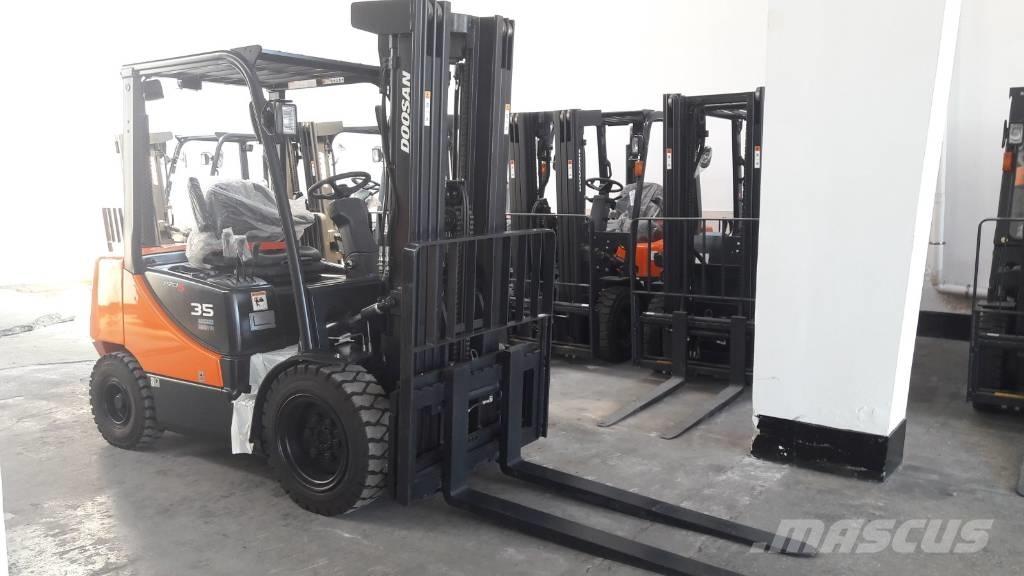Doosan D35 C-5 Дизельные погрузчики