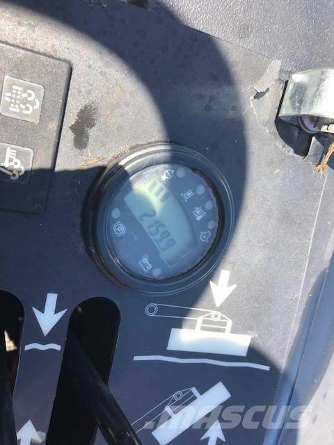 Jacobsen R311T Самоходные газонокосилки