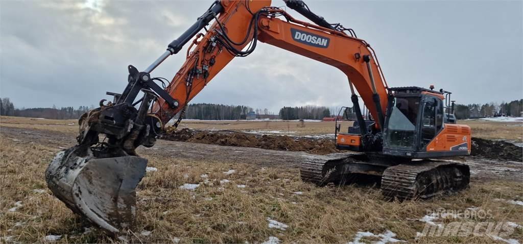 Doosan DX300 LC-5 Гусеничные экскаваторы