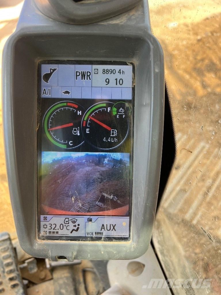 Hitachi ZX 225/6 Гусеничные экскаваторы