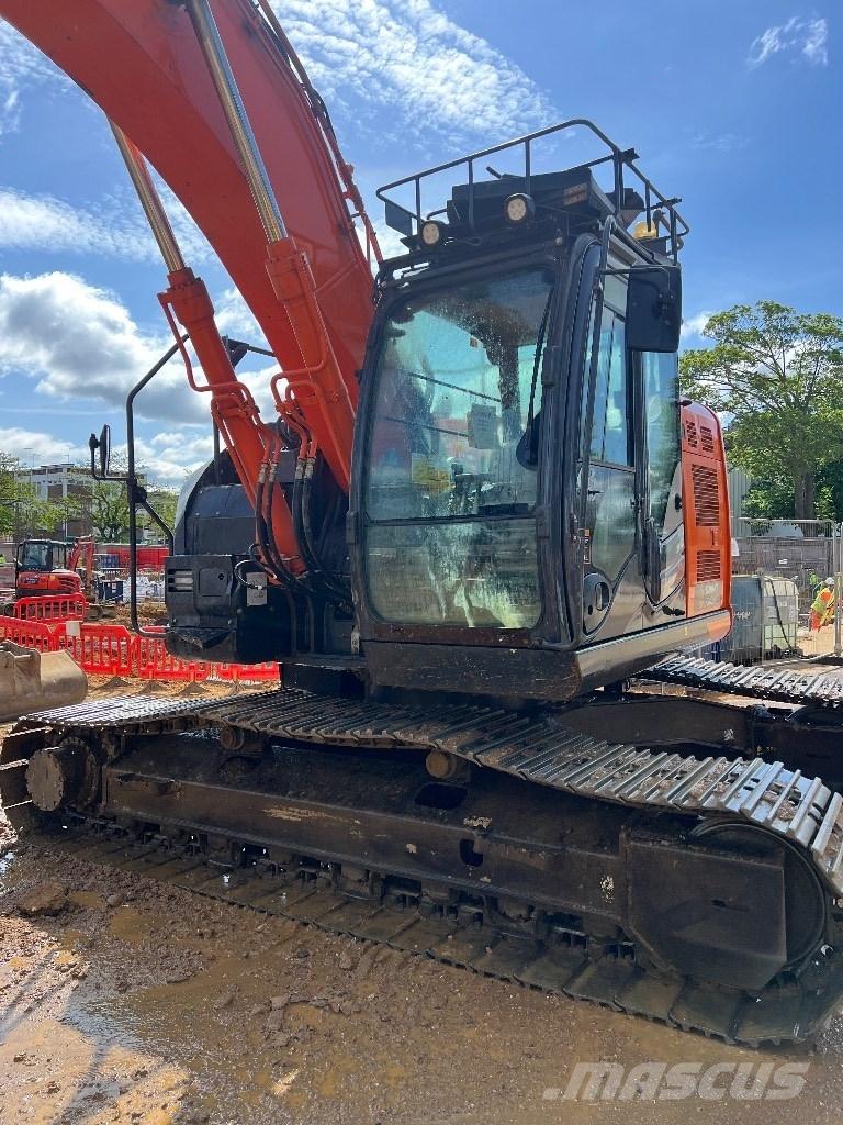 Hitachi ZX 225/6 Гусеничные экскаваторы
