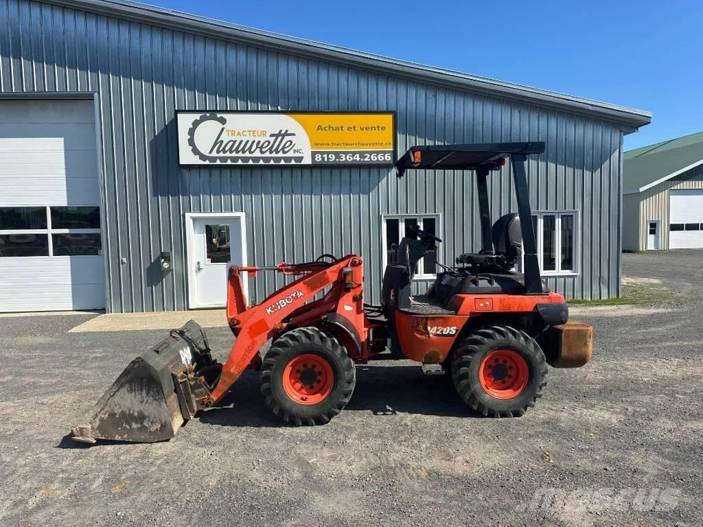 Kubota R 420 S Фронтальные погрузчики