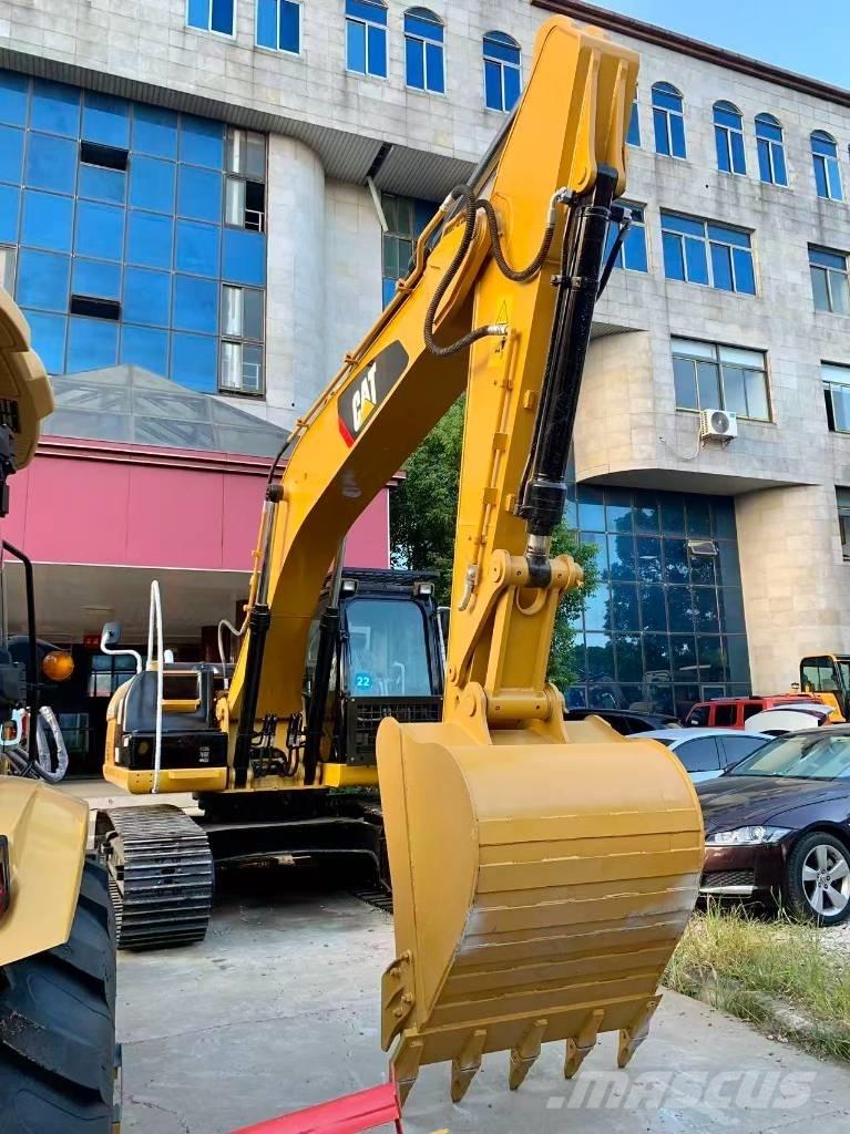 CAT 320 D Гусеничные экскаваторы