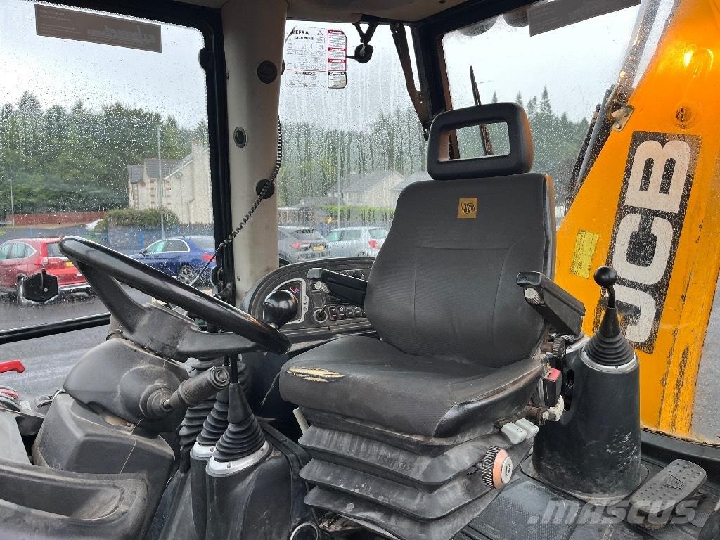JCB 3CX Экскаваторы-погрузчики