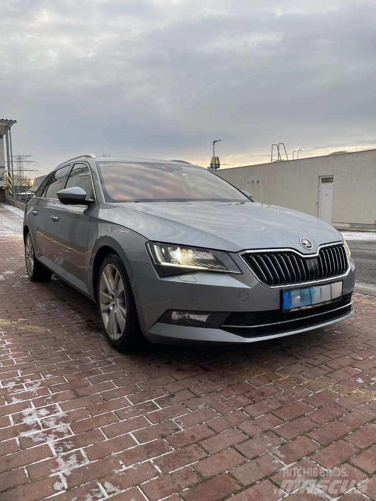Skoda Superb Легковые автомобили