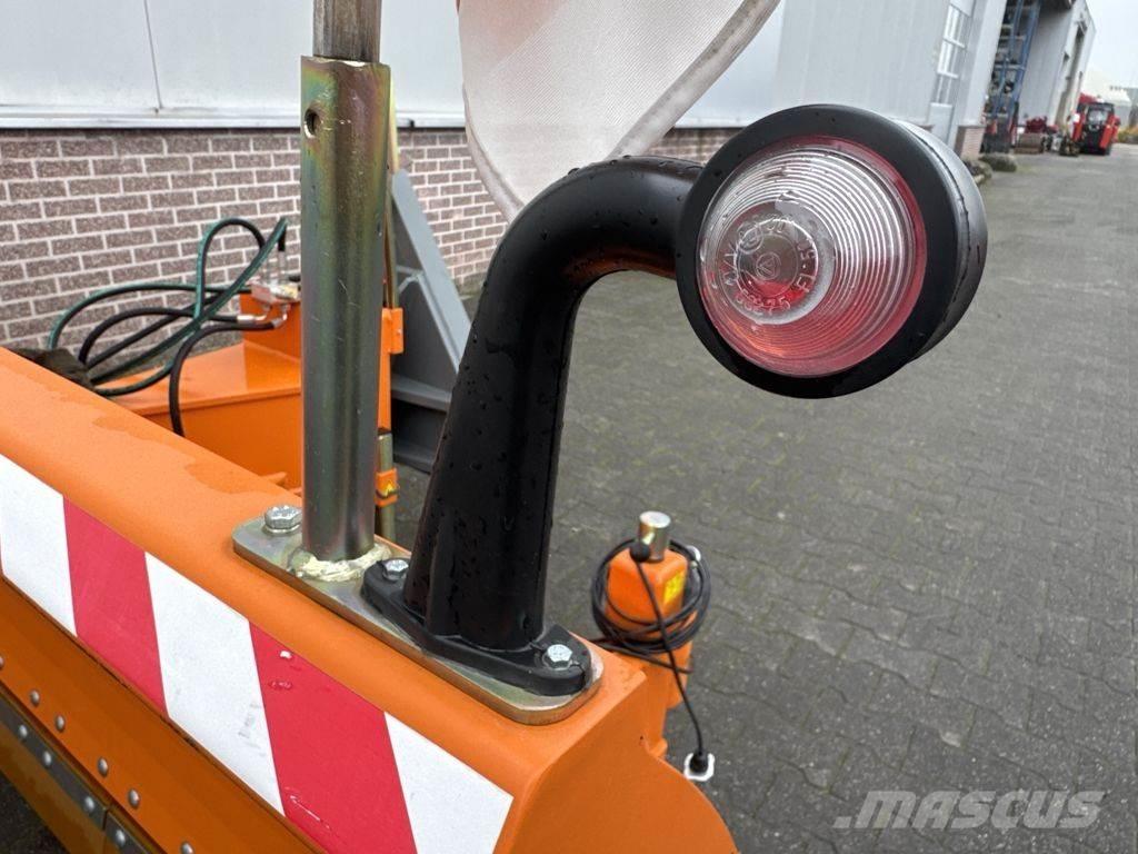 Bema 1100 (3000mm) Вакуумные уборочные машины