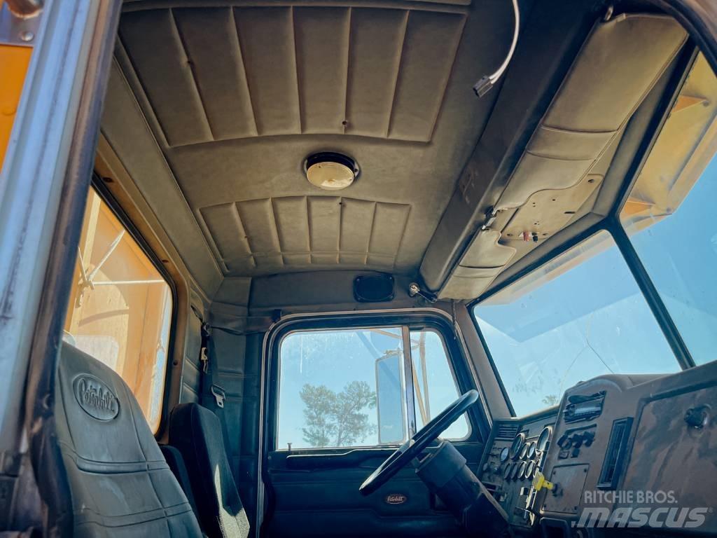 Peterbilt 330 Специальные грузовики