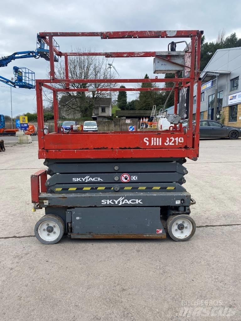 SkyJack SJ 3219 Ножничные подъемники