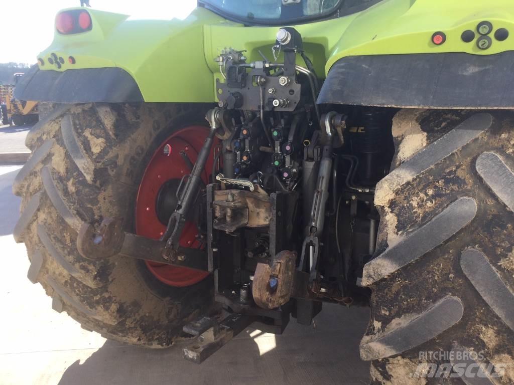 CLAAS ARION 620 Трактора