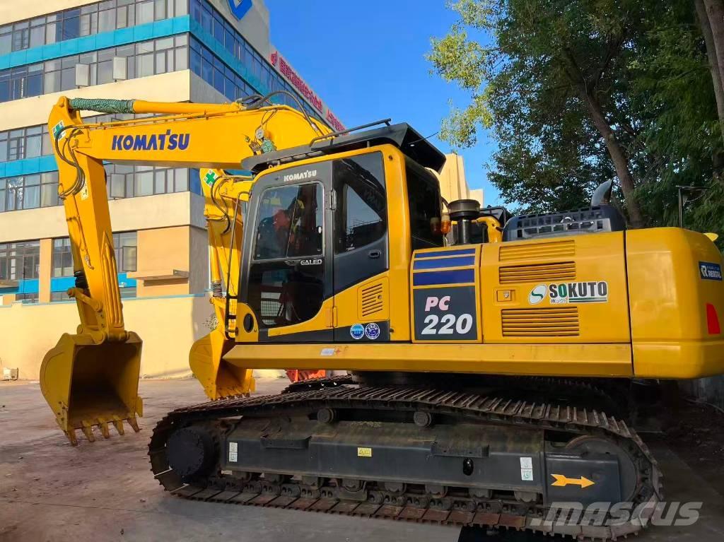Komatsu PC 220-8 Гусеничные экскаваторы