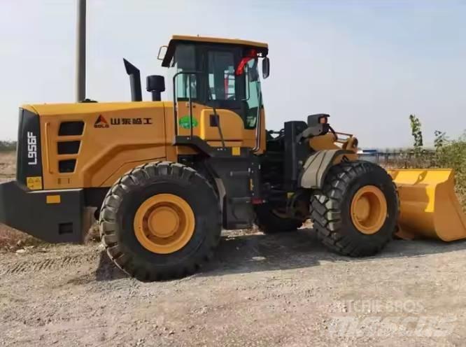 SDLG 956F Фронтальные погрузчики