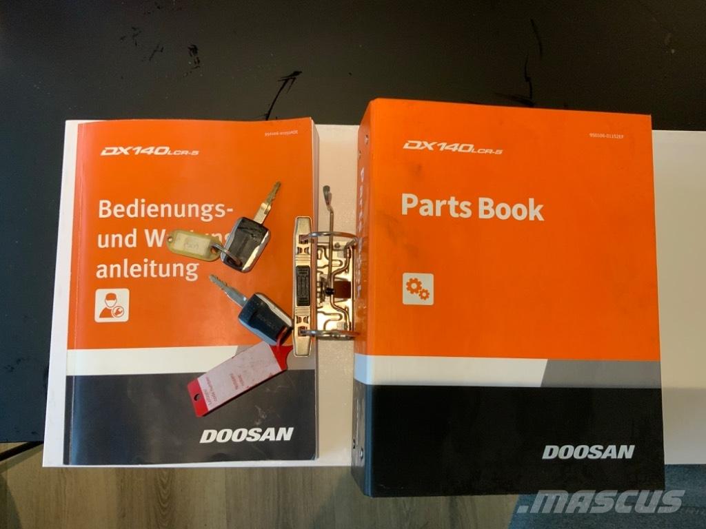 Doosan DX 140 LCR Гусеничные экскаваторы