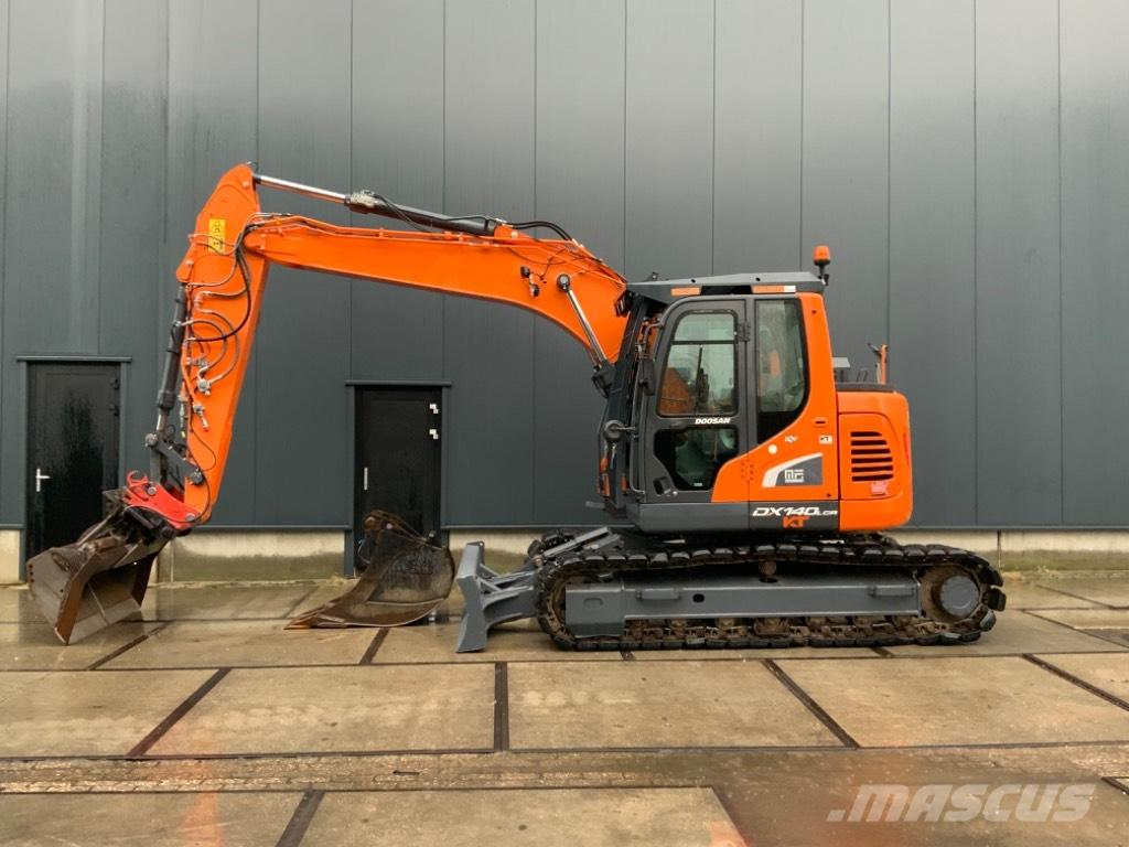 Doosan DX 140 LCR Гусеничные экскаваторы