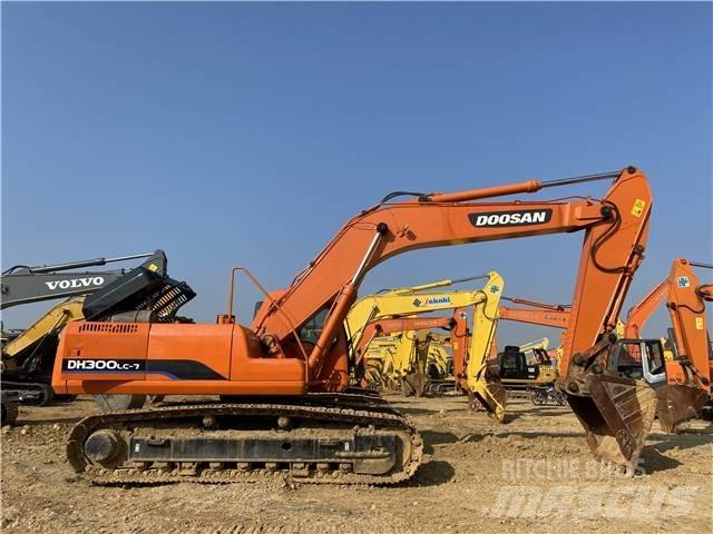 Doosan DH300 Гусеничные экскаваторы