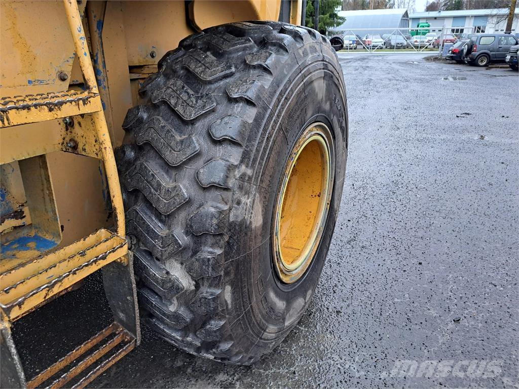 CAT 924G-4x4 Фронтальные погрузчики