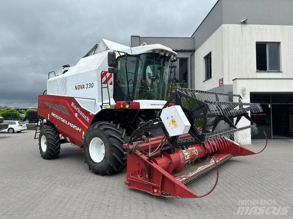Rostselmash Nova330 Зерноуборочные комбайны
