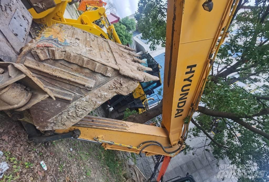 Hyundai R210W-9 Колёсные экскаваторы