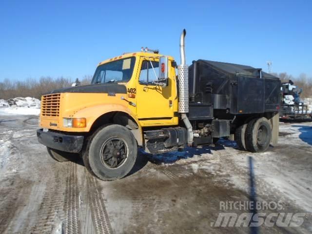 International 4900 Автобетоносмесители