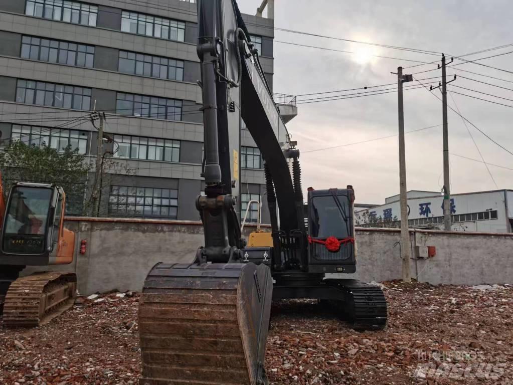 Volvo EC 210 Гусеничные экскаваторы
