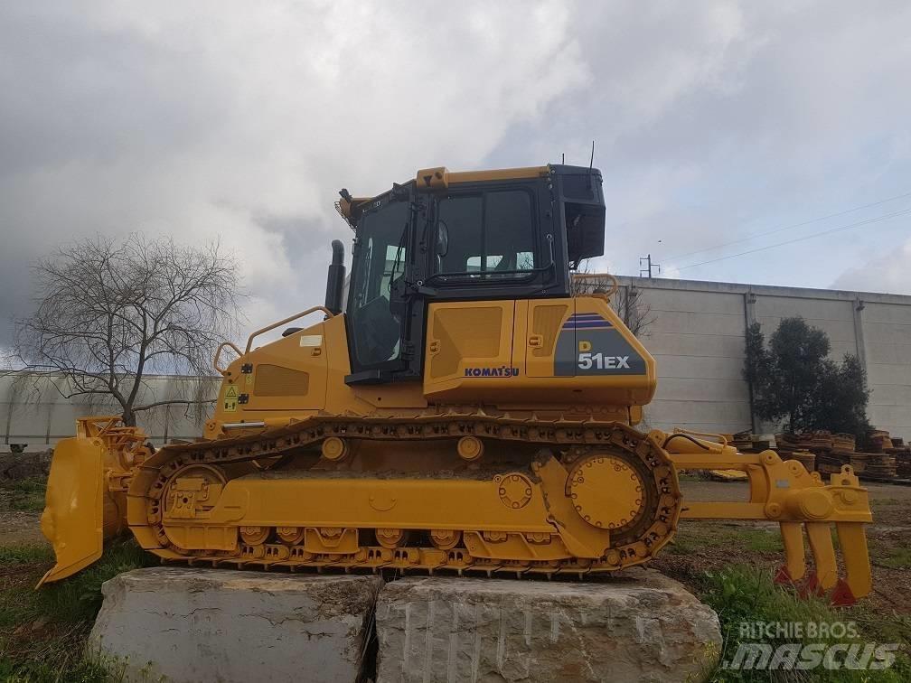 Komatsu D 51 EX-22 Гусеничные бульдозеры