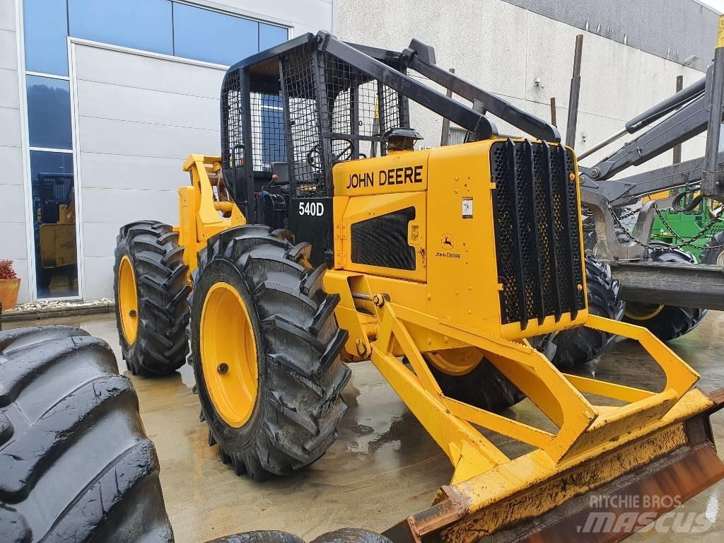 John Deere 540 D Трелевочные трактора
