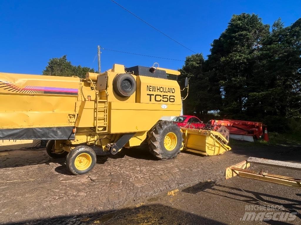 New Holland Tc56h Зерноуборочные комбайны