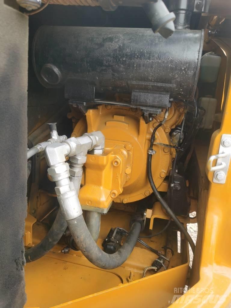 CAT 308 E 2 Гусеничные экскаваторы