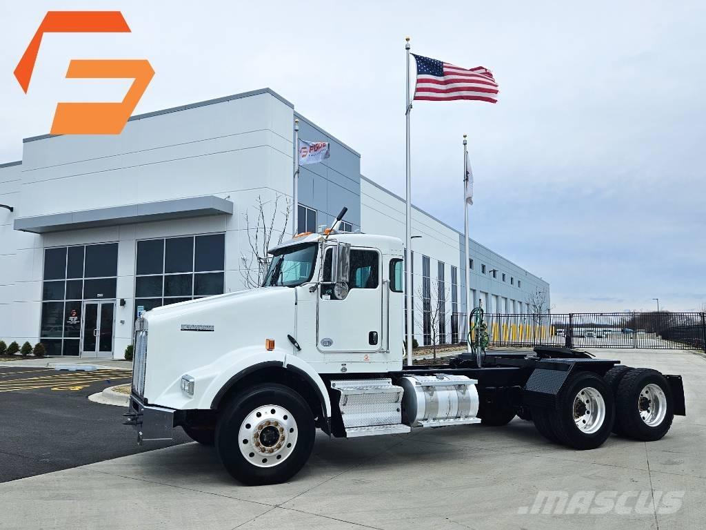 Kenworth T 800 Седельные тягачи