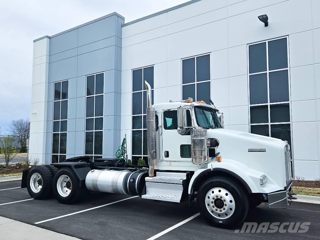 Kenworth T 800 Седельные тягачи