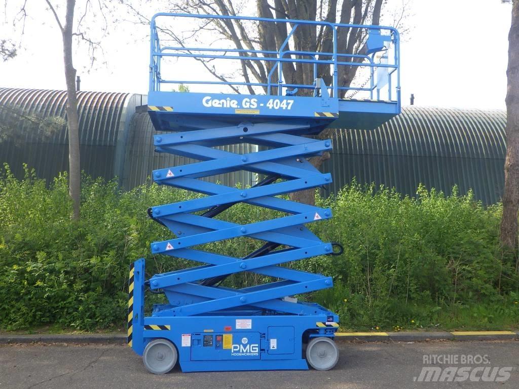 Genie GS4047 Ножничные подъемники