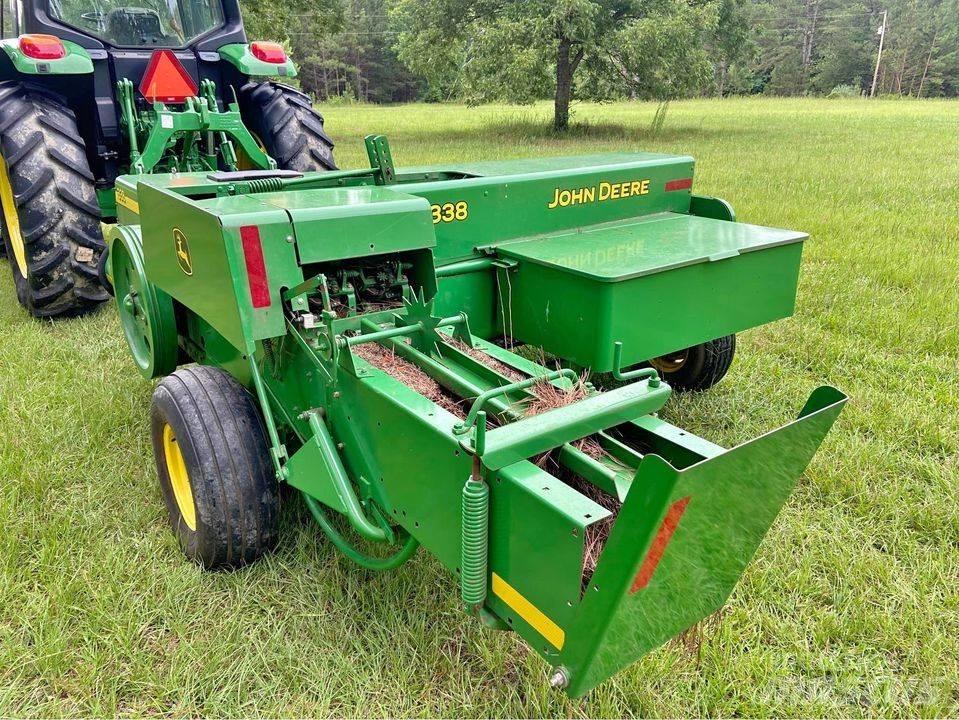 John Deere 338 Baler Тюковые пресс-подборщики