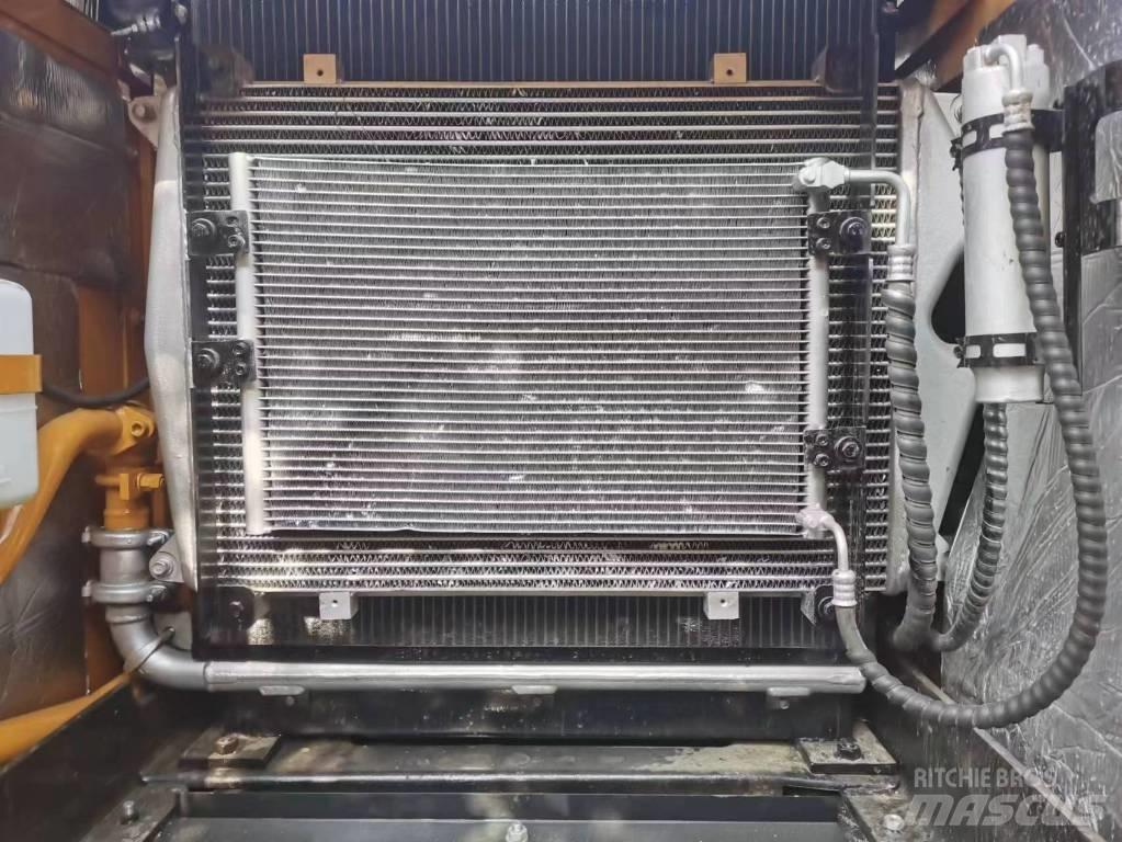 Sany 215c Гусеничные экскаваторы