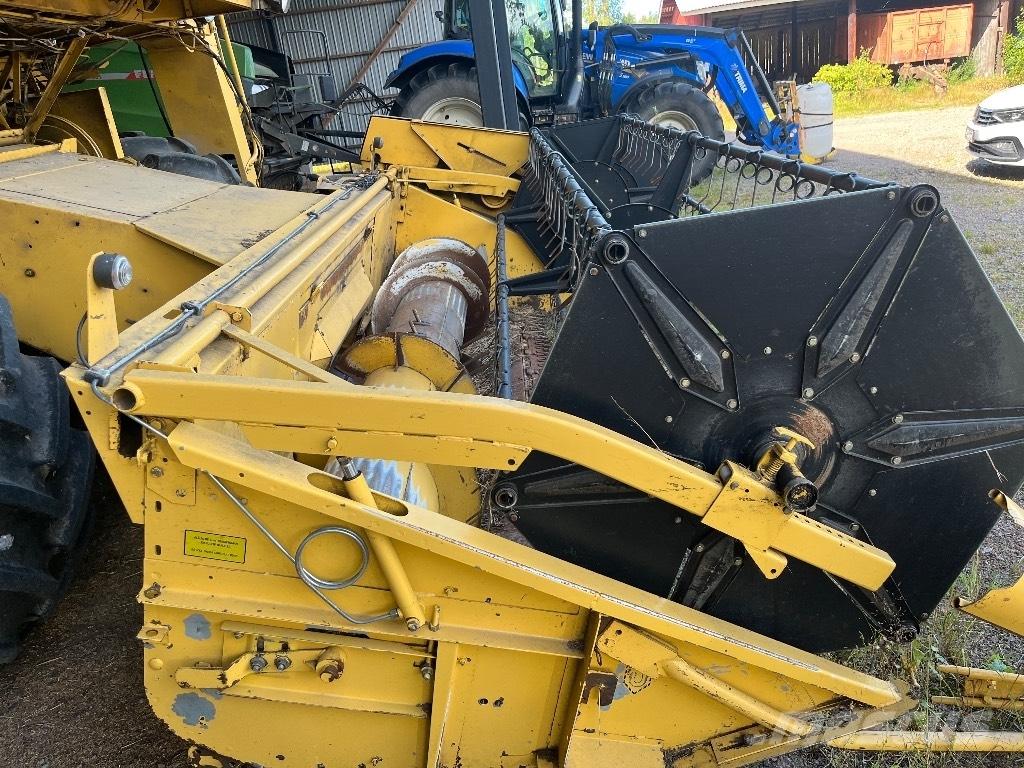 New Holland 8030 Зерноуборочные комбайны